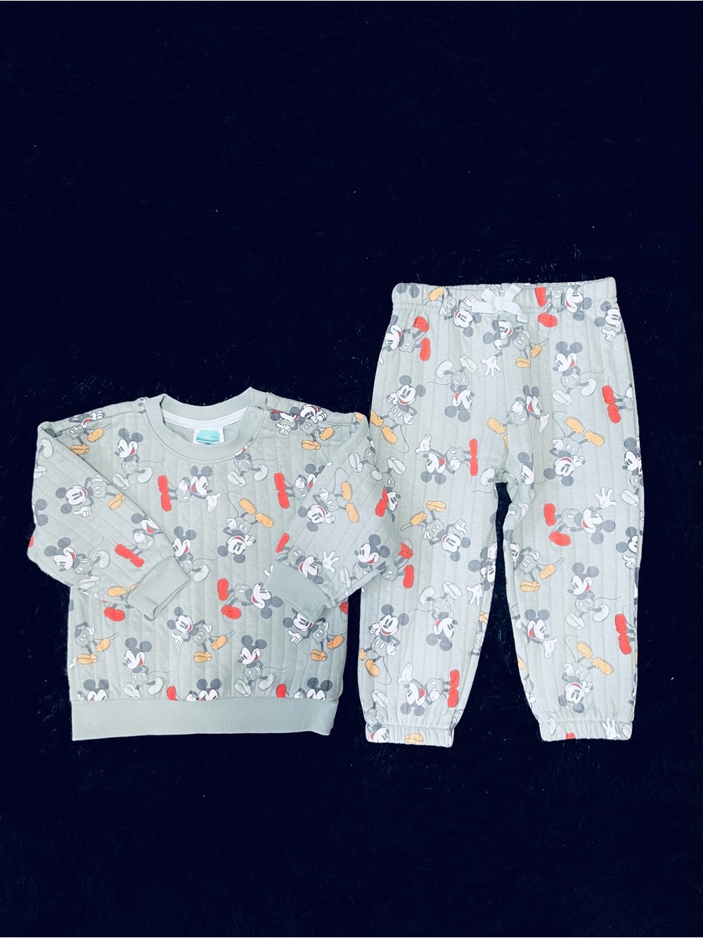 Disney Baby 18-24 Months Green Mickey Mouse Print Pajama Set